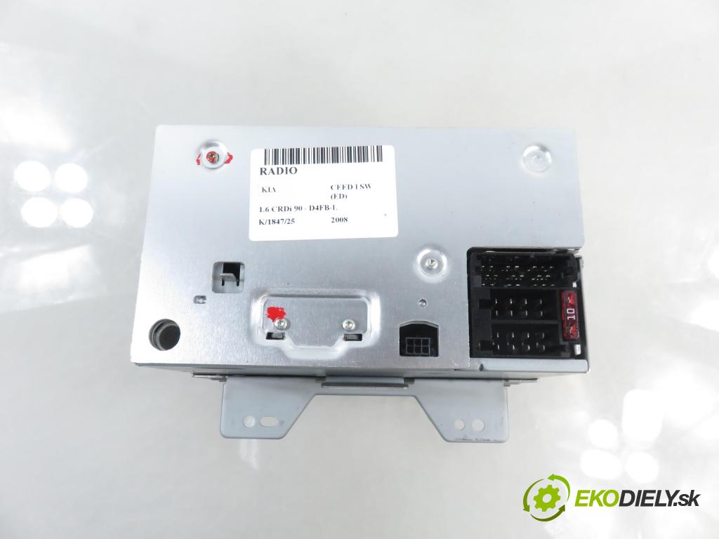 KIA CEE'D SW (ED) KOMBI 2008 66,00 1.6 CRDi 90 - D4FB-L 1582,00 RADIO X961401H500