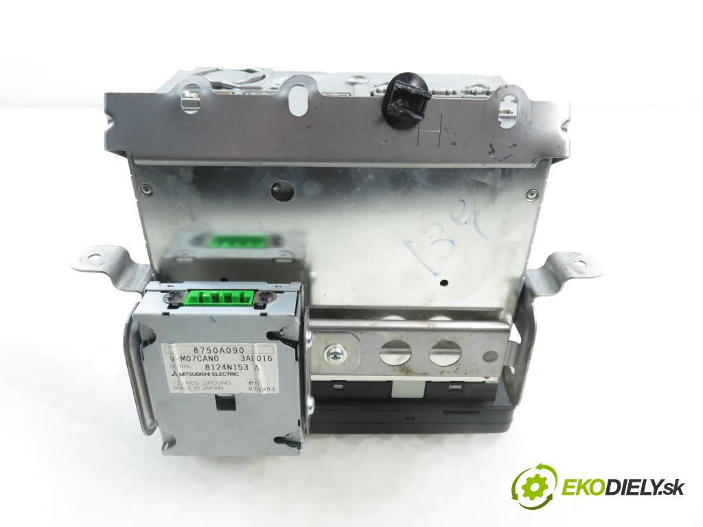 CITROEN C-CROSSER (EP_) SUV 2008 115,00 2.2 HDi 160 - 4HN (DW12MTED4) 2179,00 RADIO CD 8750A139