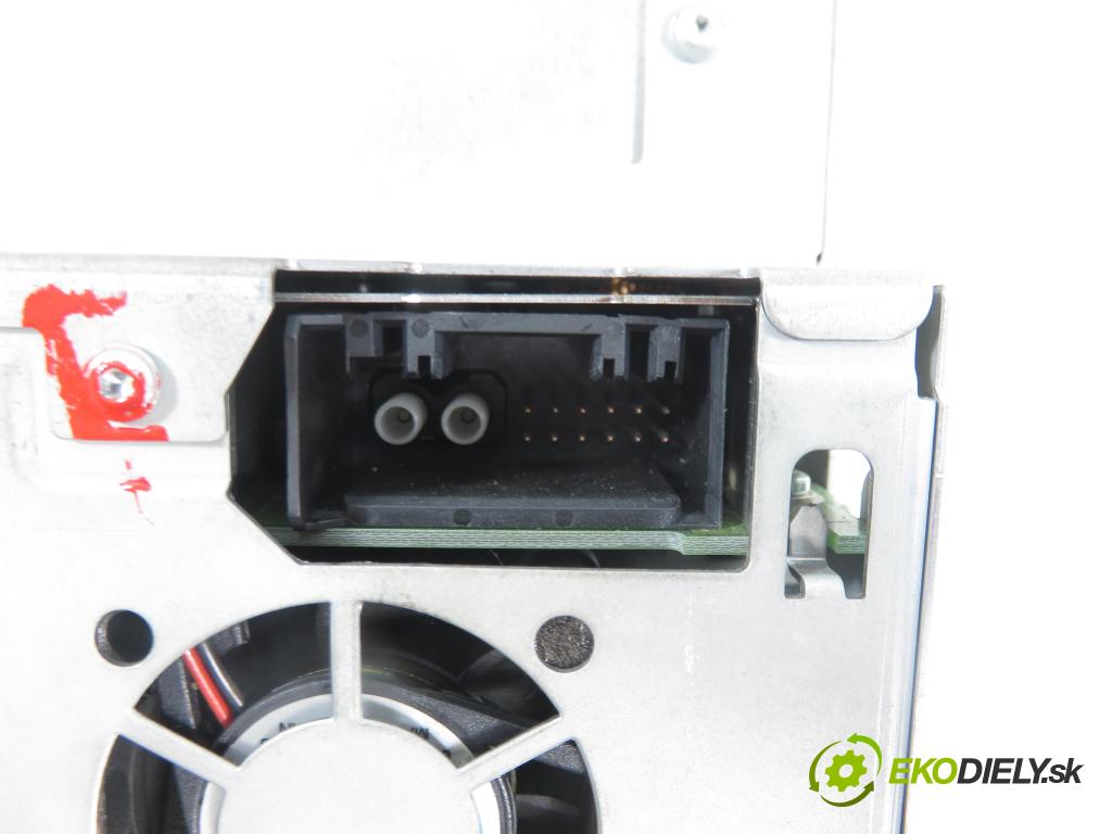 MERCEDES-BENZ KLASA S (W220) SEDAN 2003 191,00 S 400 CDI V8 260 - OM 628.960 3996,00 RADIO 2208274142 ; 2208270257