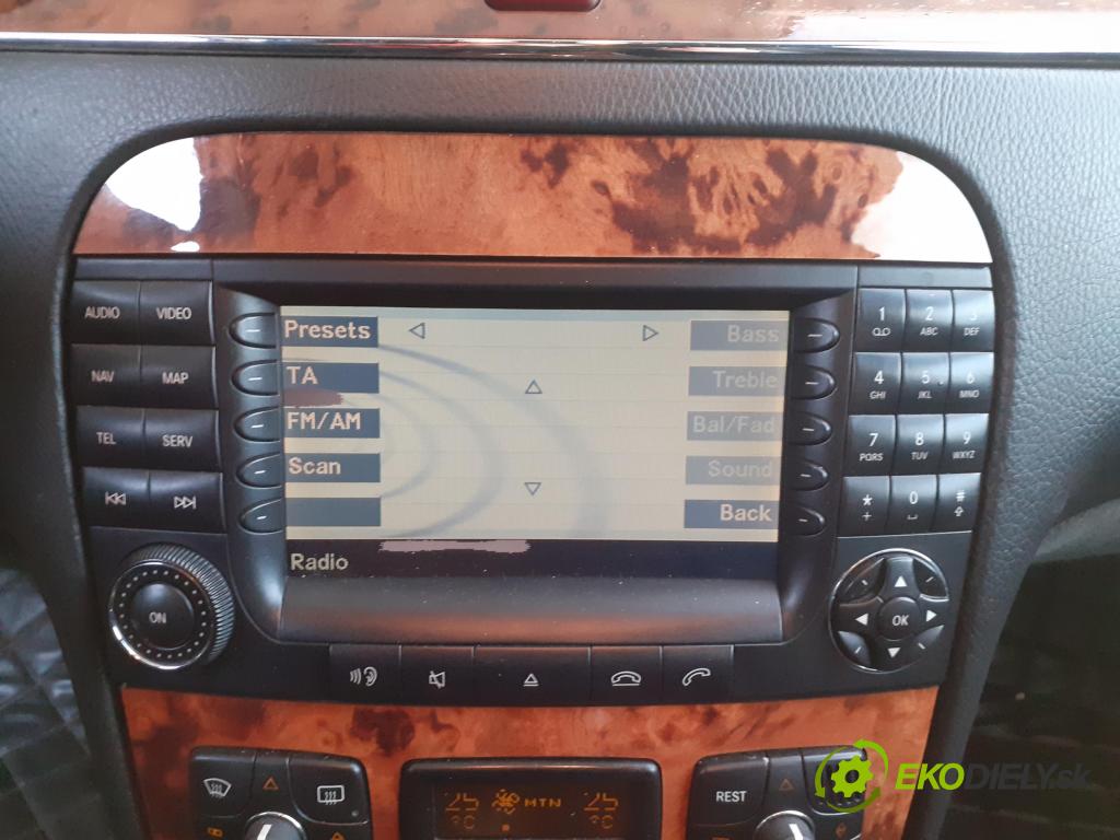 MERCEDES-BENZ KLASA S (W220) SEDAN 2003 191,00 S 400 CDI V8 260 - OM 628.960 3996,00 RADIO 2208274142 ; 2208270257