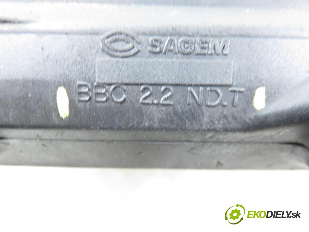 PEUGEOT 206 liftback (2A/C) HB 2002 55,00 1.4 75 - KFW 1360,00 Cievka zapaľovacia 9635864880 ; BBC22NDT