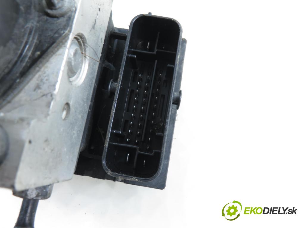 SEAT IBIZA IV (6J5, 6P1) HB 2013 63,00 1.4 - CGGB 1390,00 Pumpa ABS 0265800942 ; 6R0614117T ; 0265237040 (Pumpa ABS)