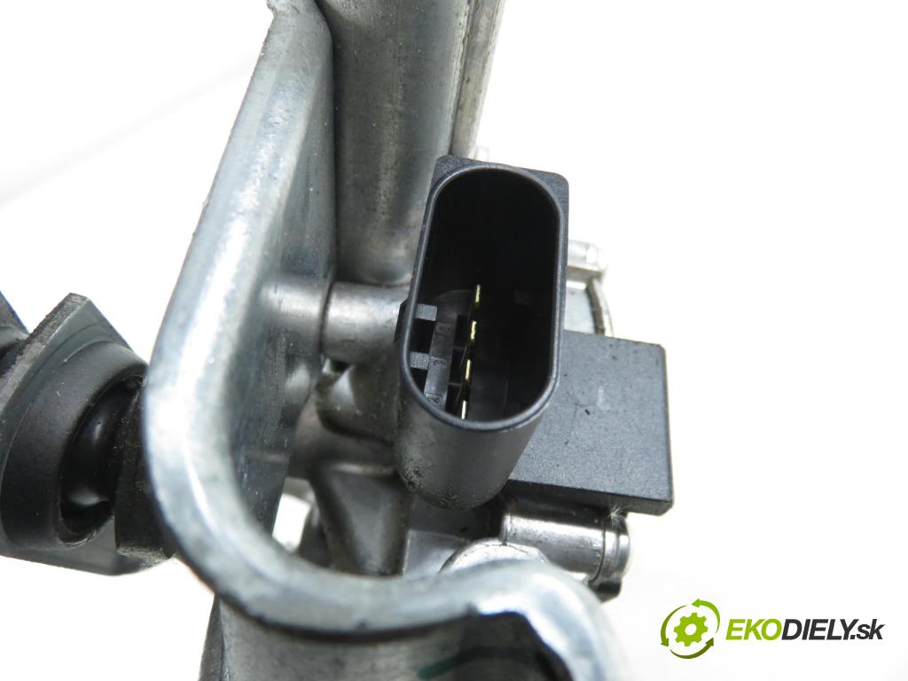 BMW 1 (E87) HB 2005 85,00 116 i - N45 B16 A 1596,00 Motorček stieračov 692570601