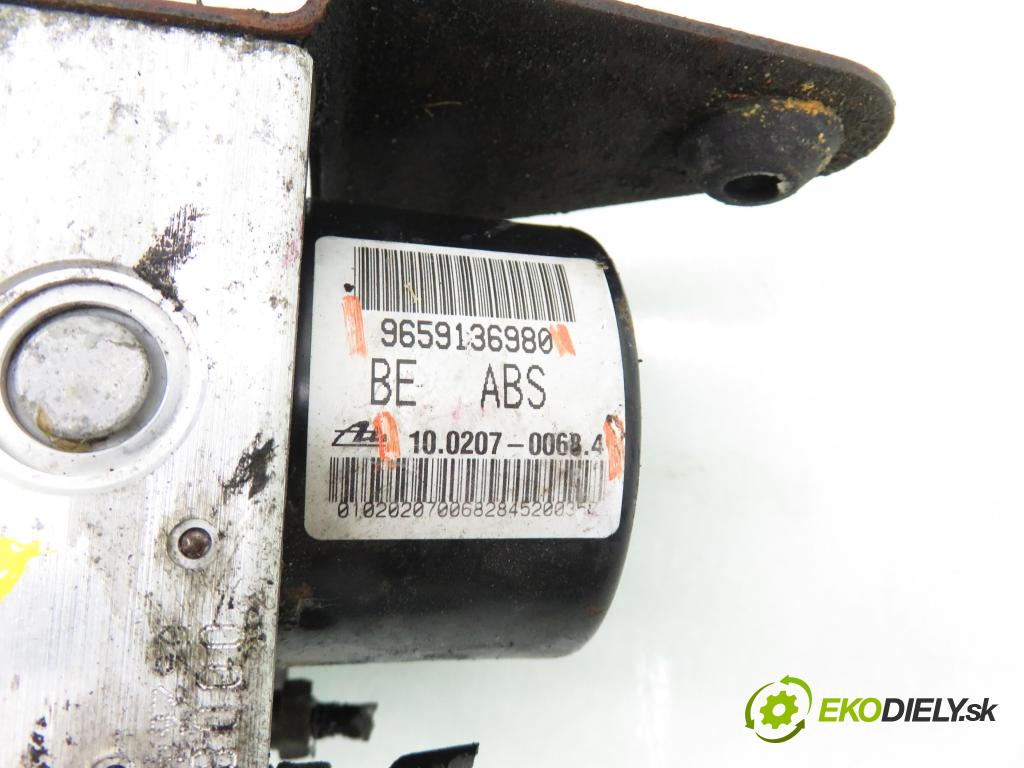 PEUGEOT 206 liftback (2A/C) HB 2005 51,00 1.4 HDi - 8HX (DV4TD) 1398,00 pumpa ABS 9659136980 ; 10020700684 ; 10097011283 (Pumpa ABS)