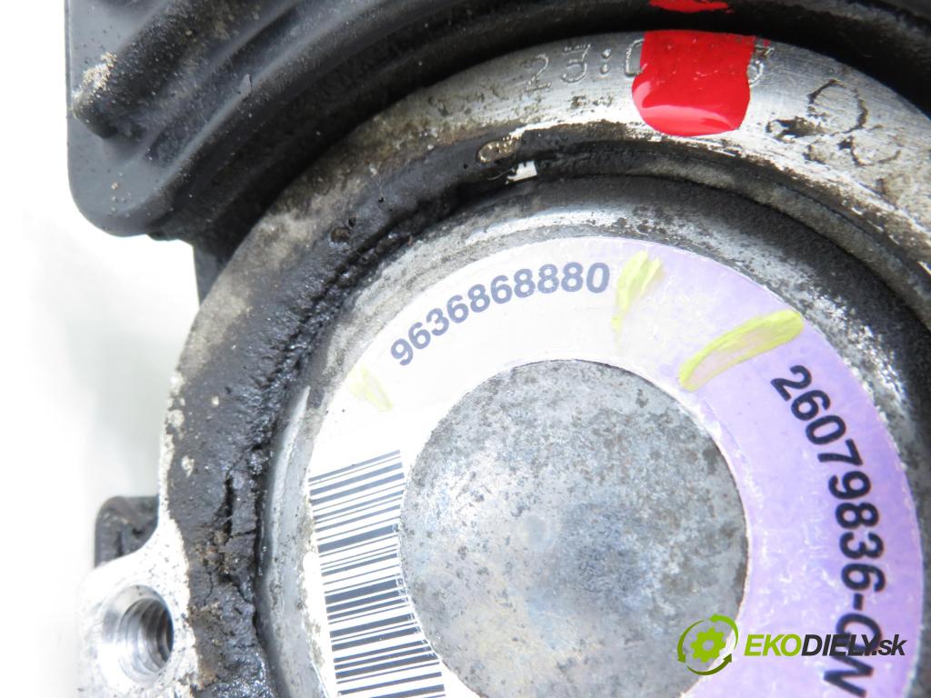 PEUGEOT 206 liftback (2A/C) HB 2002 55,00 1.4 75 - KFW 1360,00 Pumpa servočerpadlo 26079836QN ; 9636868880 (Servočerpadlo)