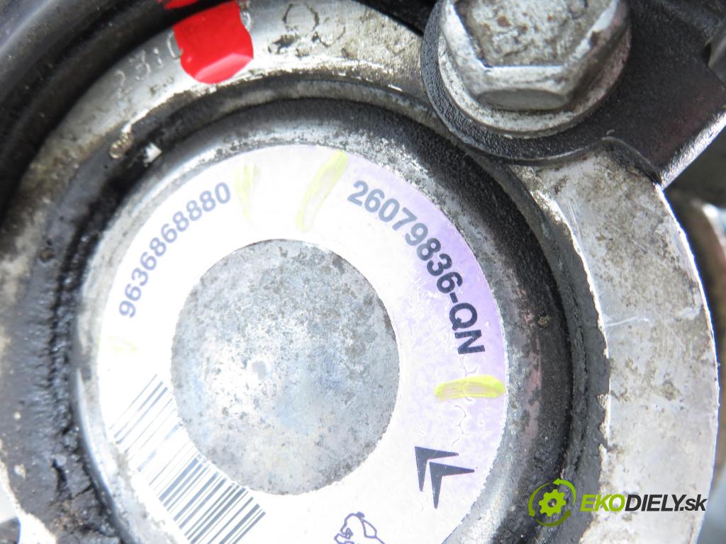 PEUGEOT 206 liftback (2A/C) HB 2002 55,00 1.4 75 - KFW 1360,00 Pumpa servočerpadlo 26079836QN ; 9636868880 (Servočerpadlo)