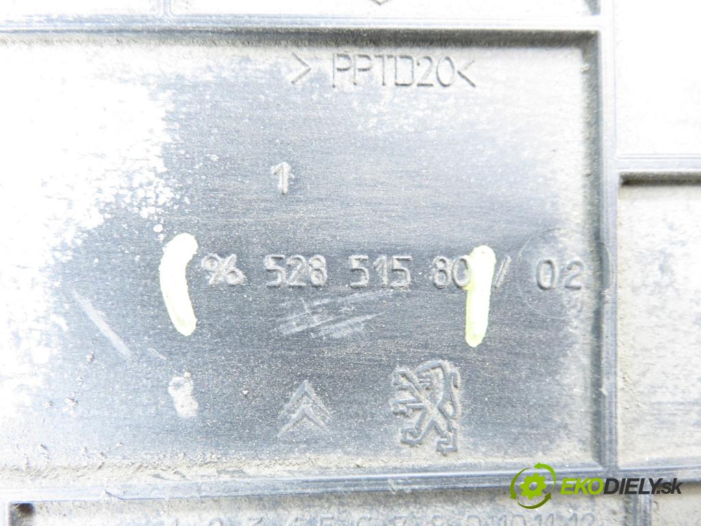 PEUGEOT 307 SW (3H) KOMBI 2006 80,00 1.6 HDI 110 - 9HZ (DV6TED4) 1560,00 Nádržka KAPALINA: FAP 9652851580