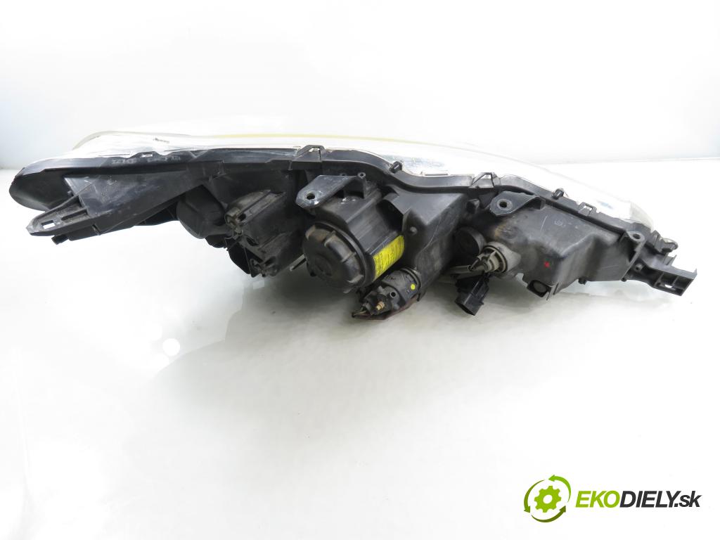 CITROEN C-CROSSER (EP_) SUV 2008 115,00 2.2 HDi 160 - 4HN (DW12MTED4) 2179,00 Svetlo LP P7143L ; P7142L
