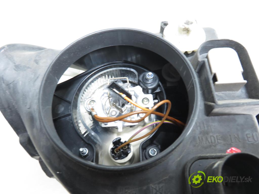 SEAT ALTEA (5P1) HB 2004 75,00 1.6 102 1595,00 Svetlo LP 5P1941005A