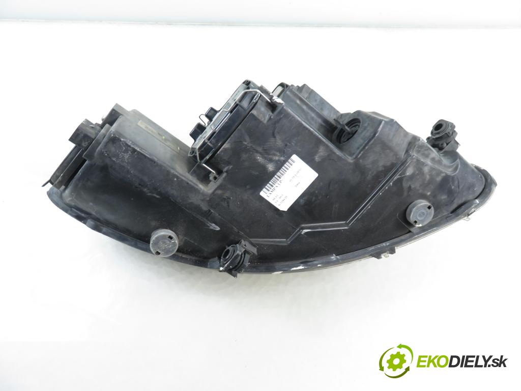 SEAT ALTEA (5P1) HB 2004 75,00 1.6 102 1595,00 Svetlo LP 5P1941005A