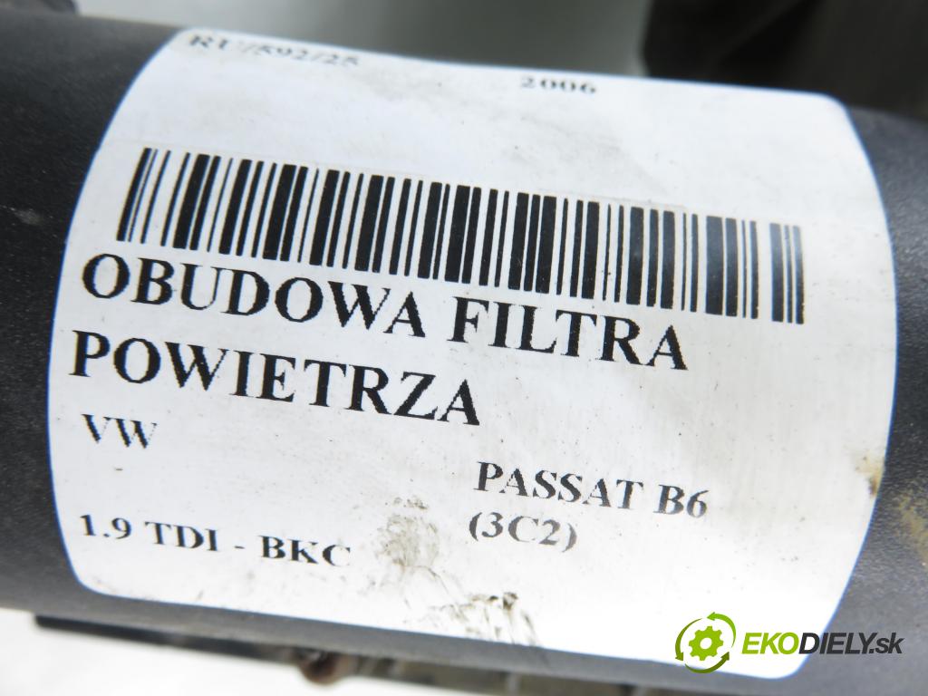 VW PASSAT B6 (3C2) SEDAN 2006 77,00 1.9 TDI PD 105 - BKC 1896,00 obal filtra vzduchu 3C0129601AH (Kryt vzduchového filtru)