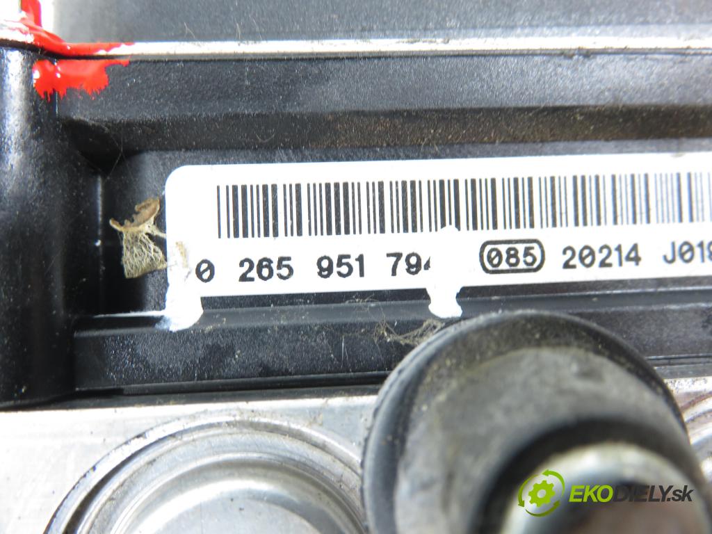 OPEL MERIVA B nadwozie wielkoprzestrzenne (MPV) (S10) MINIVAN 2008 88,00 1.4 LPG - A 14 NEL 1364,00 Pumpa ABS 0265951794 (Pumpa ABS)