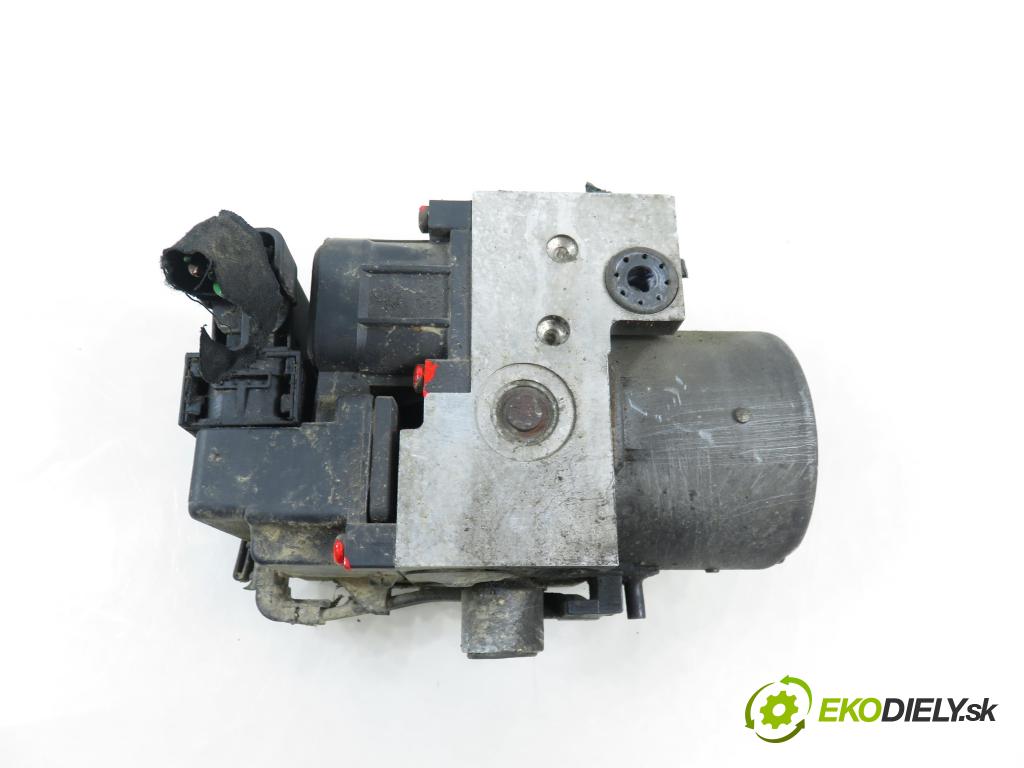 VW PASSAT B5 (3B2) SEDAN 1999 81,00 1.9 TDI 110 - AFN 1896,00 pumpa ABS 8E0614111AB ; 0265216559 ; 0273004281 (Pumpa ABS)