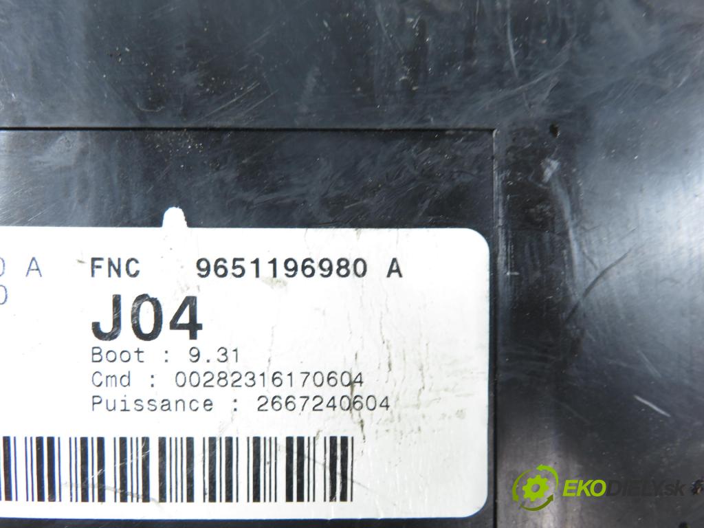 PEUGEOT 307 (3A/C) HB 2003 100,00 2.0 16V - RFN (EW10J4) 1997,00 MODUL BSI 9651197680A ; 9651196980A
