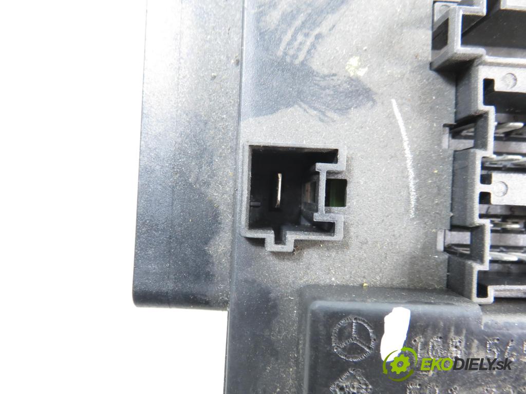 MERCEDES-BENZ KLASA A (W168) HB 2000 75,00 1.6 102 A 160  M 166.960 1598,00 prepínač svetlá 1685450104