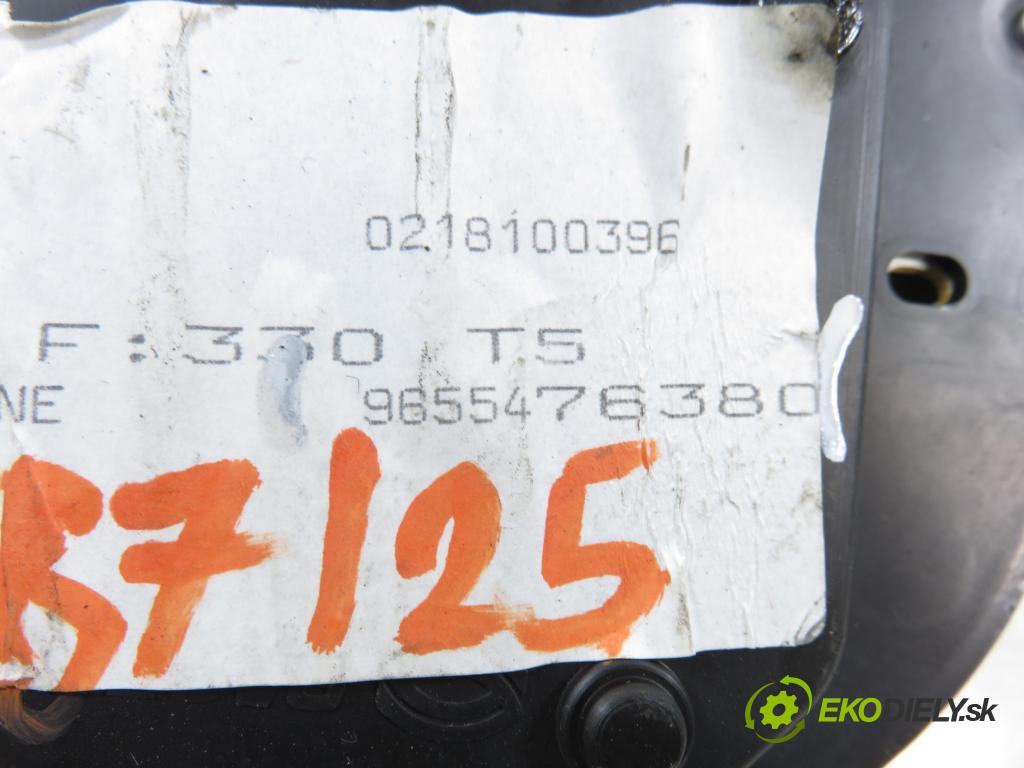 PEUGEOT 307 (3A/C) HB 2003 100,00 2.0 16V - RFN (EW10J4) 1997,00 Prístrojovka elektrický 9655476380