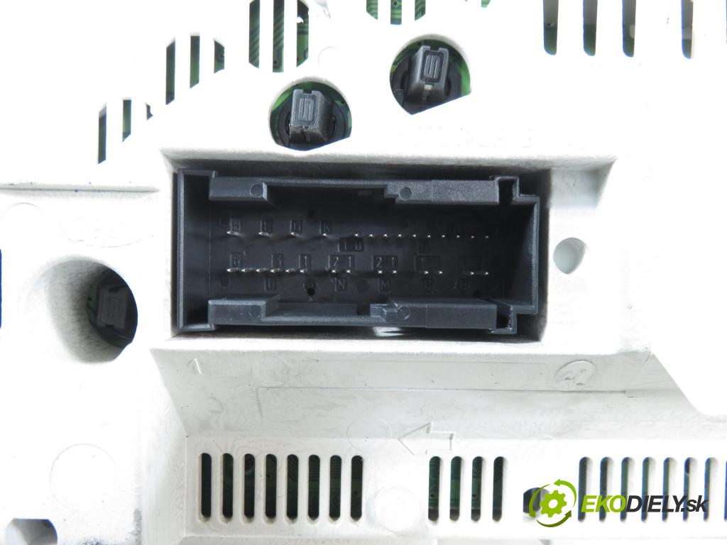 MERCEDES-BENZ KLASA A (W168) HB 2000 75,00 1.6 102 A 160  M 166.960 1598,00 prístrojovka elektrický 09052689902