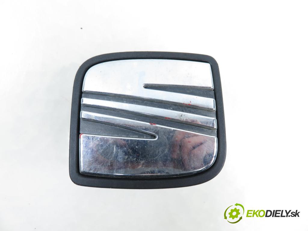 SEAT IBIZA IV (6J5, 6P1) HB 2013 63,00 1.4 - CGGB 1390,00 Kľučka dverí kufor 6J4827565B ; 6J4827565C