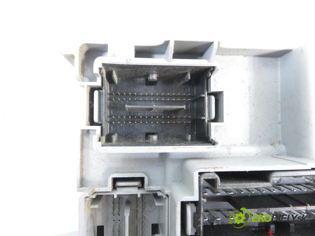 FIAT FIORINO nadwozie zamknięte / kombi (225_) FURGON 2008 55,00 1.3 D Multijet 1248,00 MODUL BSI 01353735080