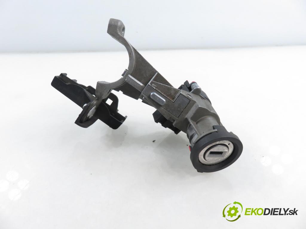 FIAT FIORINO nadwozie zamknięte / kombi (225_) FURGON 2008 55,00 1.3 D Multijet 1248,00 spinačka 51799409 ; 01098401 (Spínacia skrinka)