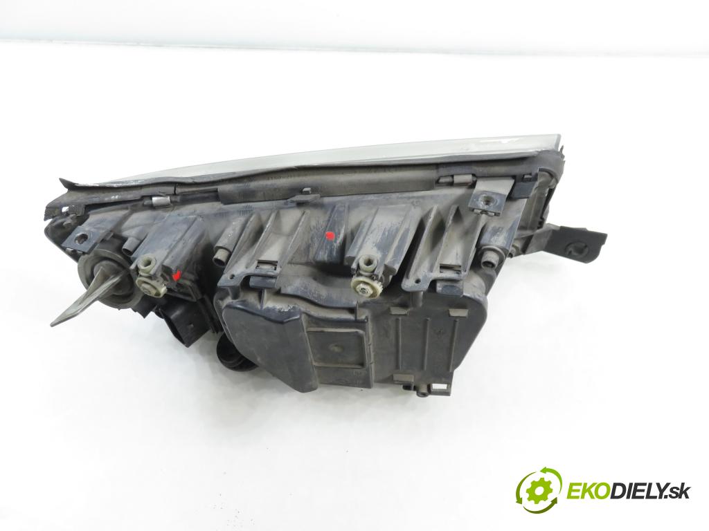 SKODA FABIA I (6Y2) HB 2001 55,00 1.4 16V - AUA 1390,00 Svetlo LP