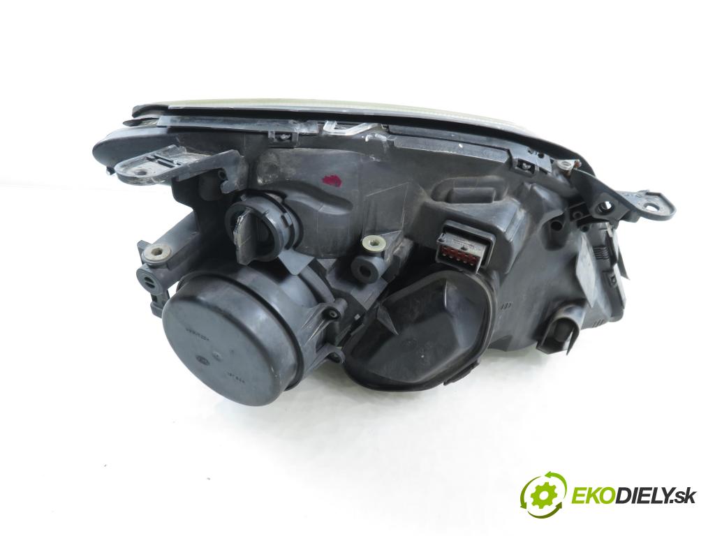 OPEL VECTRA C (Z02) LIFTBACK 2004 92,00 2.2 DTI 16V 125 - Y 22 DTR 2172,00 Svetlo LP