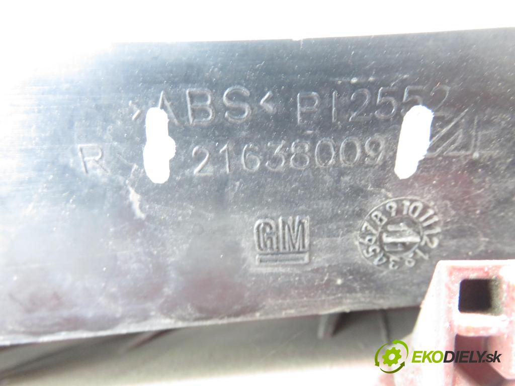 OPEL MERIVA B nadwozie wielkoprzestrzenne (MPV) (S10) MINIVAN 2008 88,00 1.4 LPG - A 14 NEL 1364,00 světlo pravé zadní 21638009