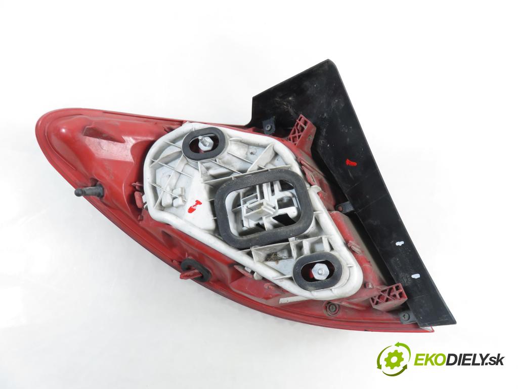 OPEL MERIVA B nadwozie wielkoprzestrzenne (MPV) (S10) MINIVAN 2008 88,00 1.4 LPG - A 14 NEL 1364,00 světlo pravé zadní 21638009