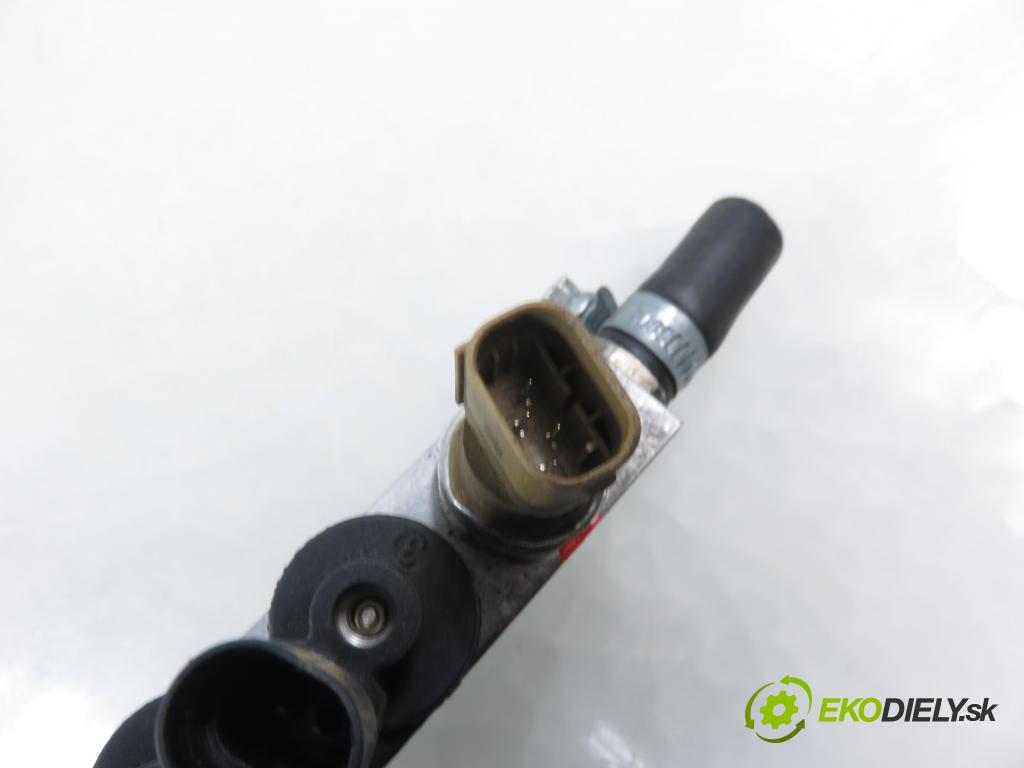 CHEVROLET LACETTI (J200) SEDAN 2008 70,00 1.4 16V - F14D3 1399,00 Lišta vstrekovacia LPG 09SQ99020021 ; 67R010185