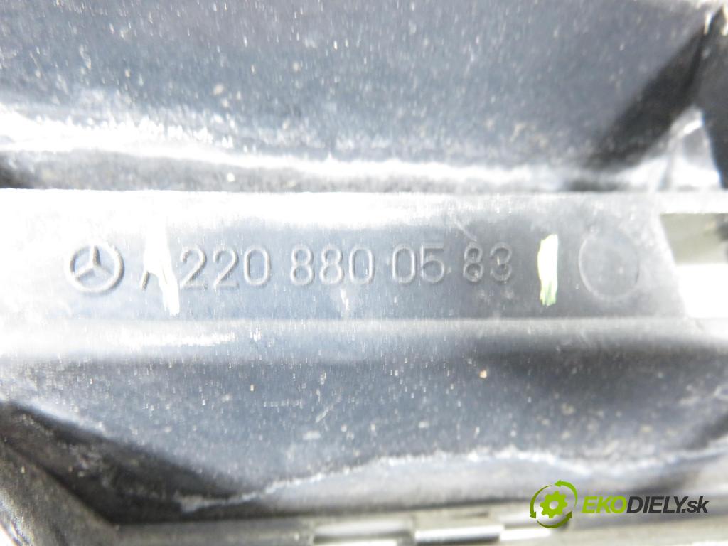 MERCEDES-BENZ KLASA S (W220) SEDAN 2003 191,00 S 400 CDI V8 260 - OM 628.960 3996,00 Mriežka / maska 2208800583
