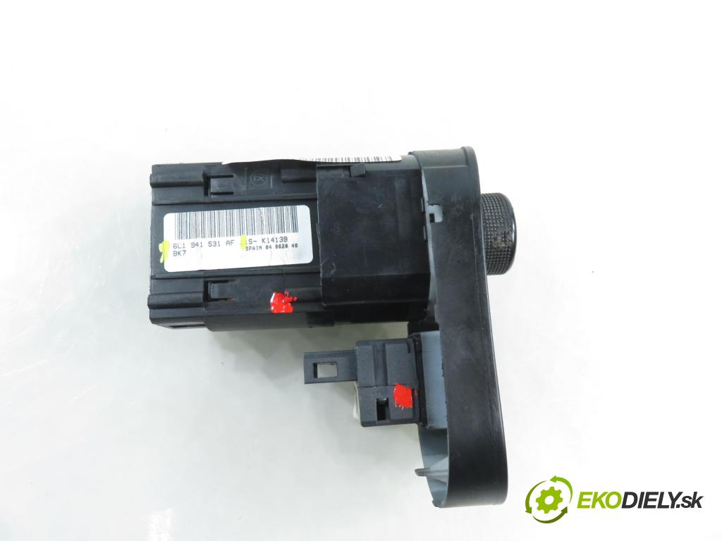 SEAT IBIZA III (6L1) HB 2003 96,00 1.9 TDI PD 130 - ASZ 1896,00 přepínač světla 6L1941531AF