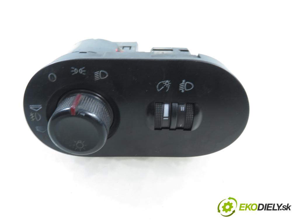 SEAT IBIZA III (6L1) HB 2003 96,00 1.9 TDI PD 130 - ASZ 1896,00 přepínač světla 6L1941531AF