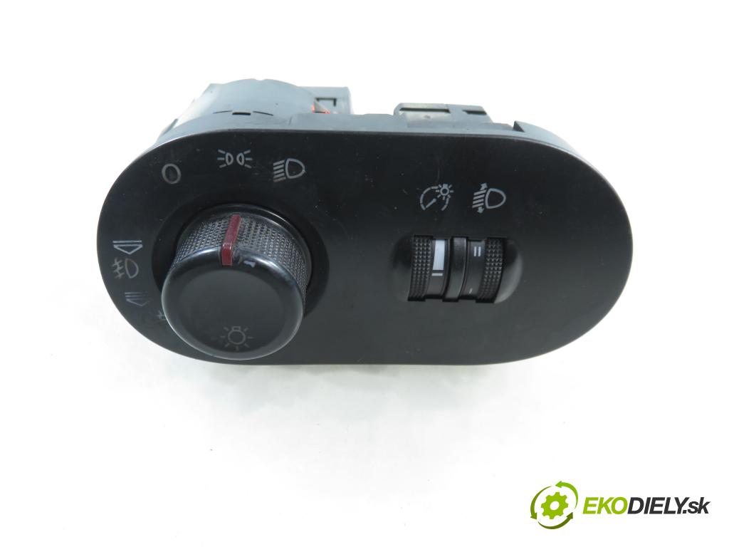 SEAT IBIZA III (6L1) HB 2003 96,00 1.9 TDI PD 130 - ASZ 1896,00 přepínač světla 6L1941531AF