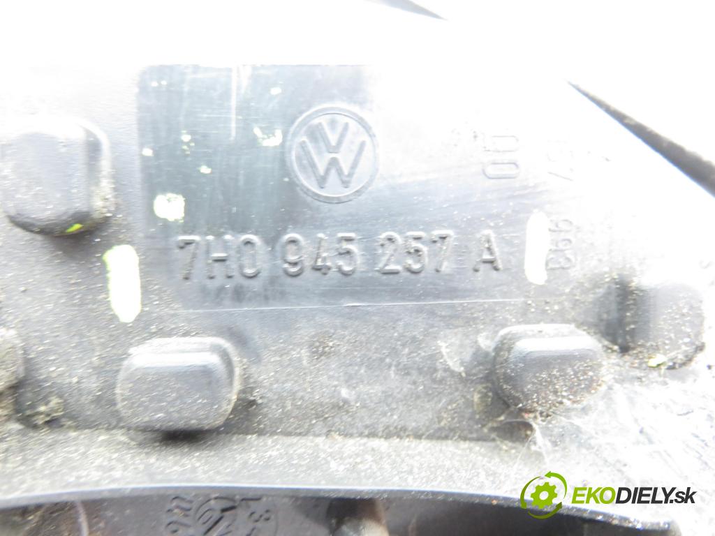 VW TRANSPORTER V Skrzynia (7HA, 7HH, 7EA, 7EH) FURGON 2008 75,00 1.9 TDI - BRS 1896,00 vložka svetla ľavy zadné 7H0945257A