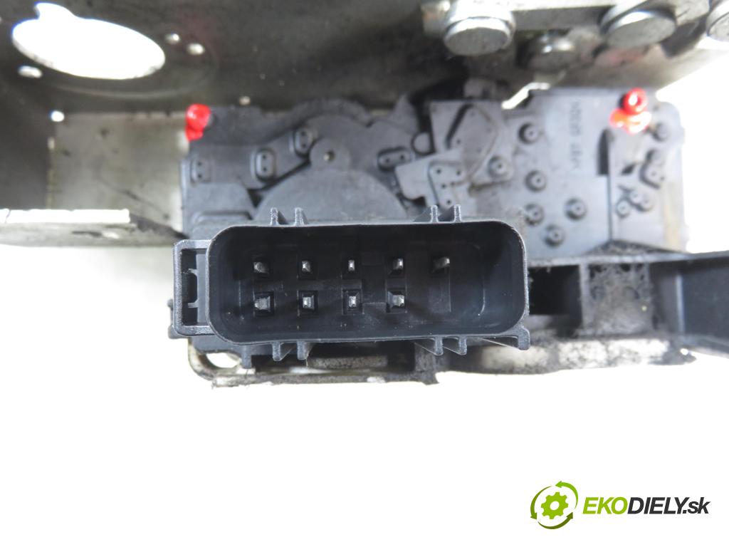 FORD TRANSIT TOURNEO Autobus BUS 2010 63,00 2.2 TDCi - P8FA 2198,00 zámok dvierka YC15V43288CP