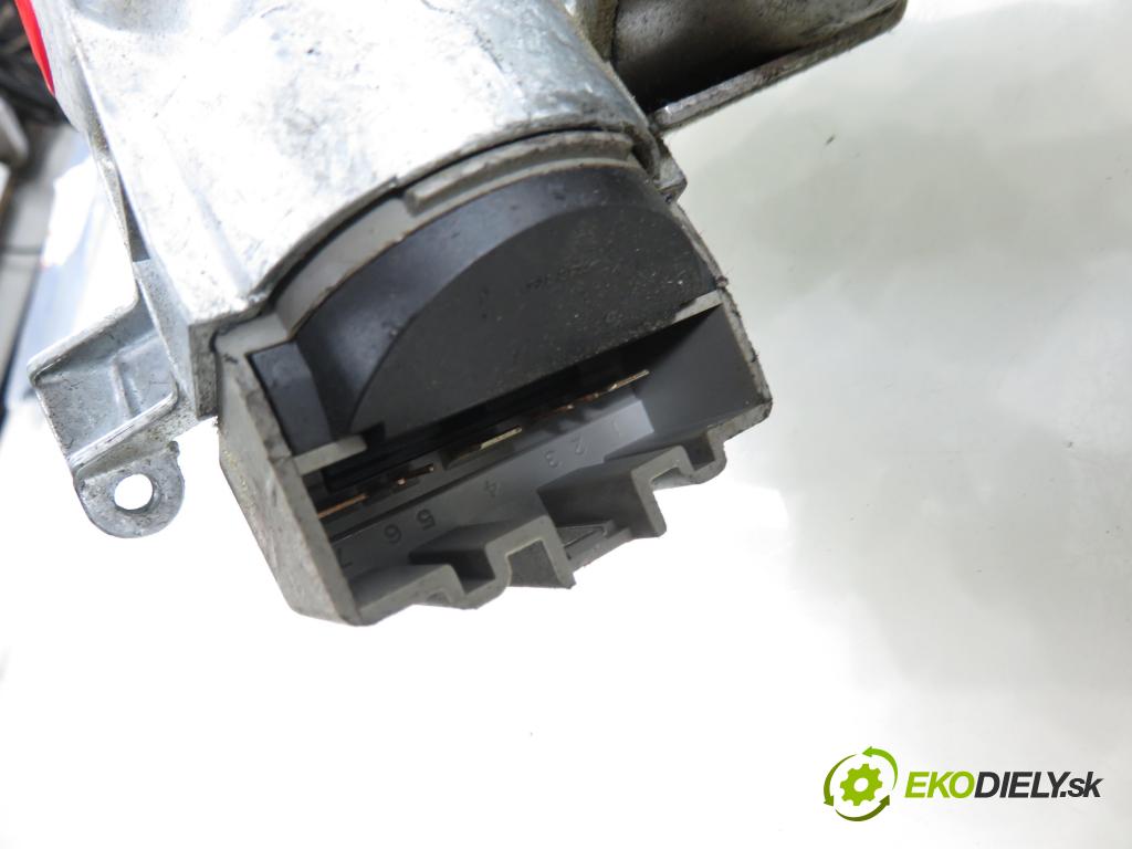 FORD TRANSIT TOURNEO Autobus BUS 2010 63,00 2.2 TDCi - P8FA 2198,00 hřídel tyč volantu 6C113C529DE (Tyč řízení (volantu))