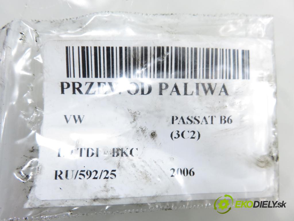 VW PASSAT B6 (3C2) SEDAN 2006 77,00 1.9 TDI PD 105 - BKC 1896,00 rúrka paliva