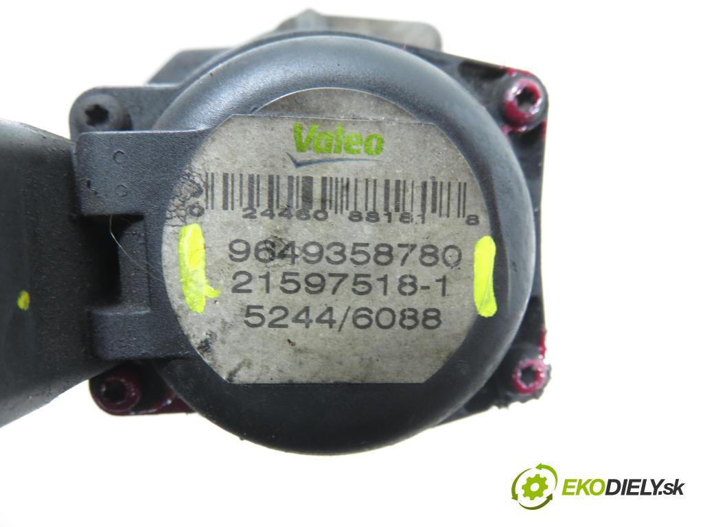 PEUGEOT 307 (3A/C) HB 2004 80,00 1.6 HDi 110 1560,00 VENTIL: EGR 9649358780 ; 215975181