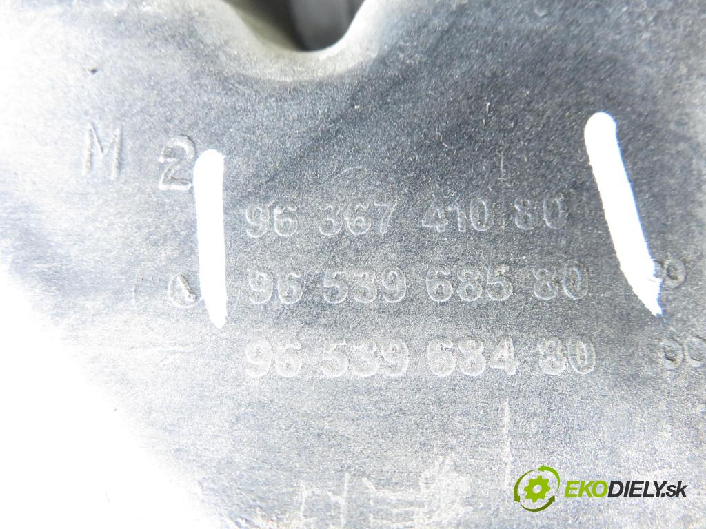 PEUGEOT 307 (3A/C) HB 2003 100,00 2.0 16V - RFN (EW10J4) 1997,00 Potrubie 9636741080 ; 9653968580