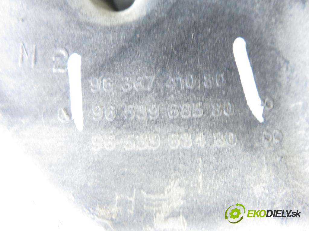 PEUGEOT 307 (3A/C) HB 2003 100,00 2.0 16V - RFN (EW10J4) 1997,00 Potrubie 9636741080 ; 9653968580