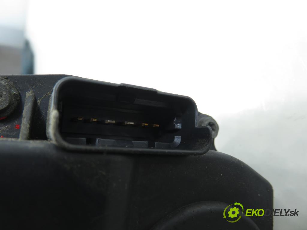 PEUGEOT 307 (3A/C) HB 2003 100,00 2.0 16V - RFN (EW10J4) 1997,00 Škrtiaca klapka 9652682880 ; 408239823003 (Škrtiaca klapka)