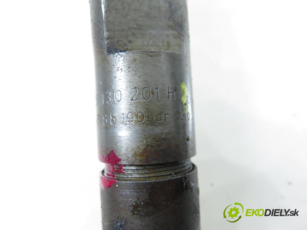 AUDI 80 (8C, B4) SEDAN 1993 66,00 1.9 TDI - 1Z 1896,00 Vstrekovacie ventily 028130201H ; 028130201G (Vstrekovací ventil)