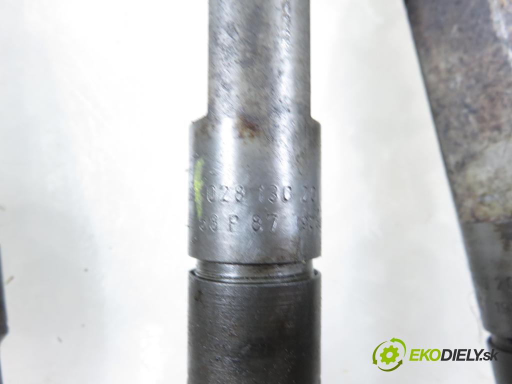 AUDI 80 (8C, B4) SEDAN 1993 66,00 1.9 TDI - 1Z 1896,00 Vstrekovacie ventily 028130201H ; 028130201G (Vstrekovací ventil)