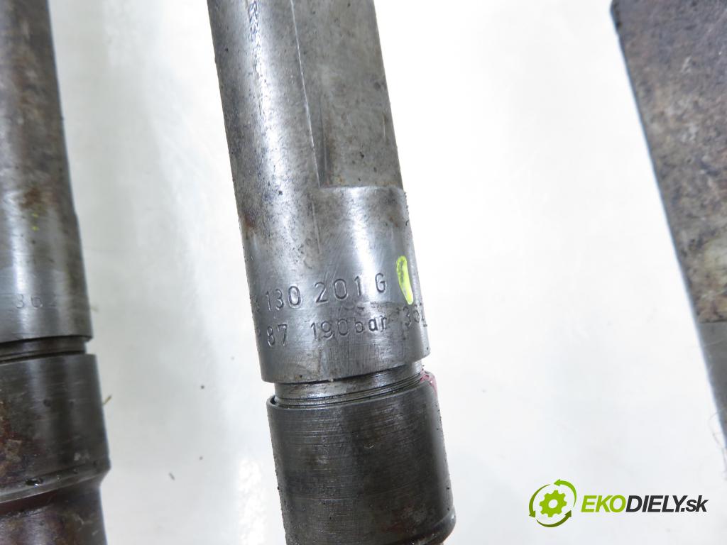 AUDI 80 (8C, B4) SEDAN 1993 66,00 1.9 TDI - 1Z 1896,00 Vstrekovacie ventily 028130201H ; 028130201G (Vstrekovací ventil)