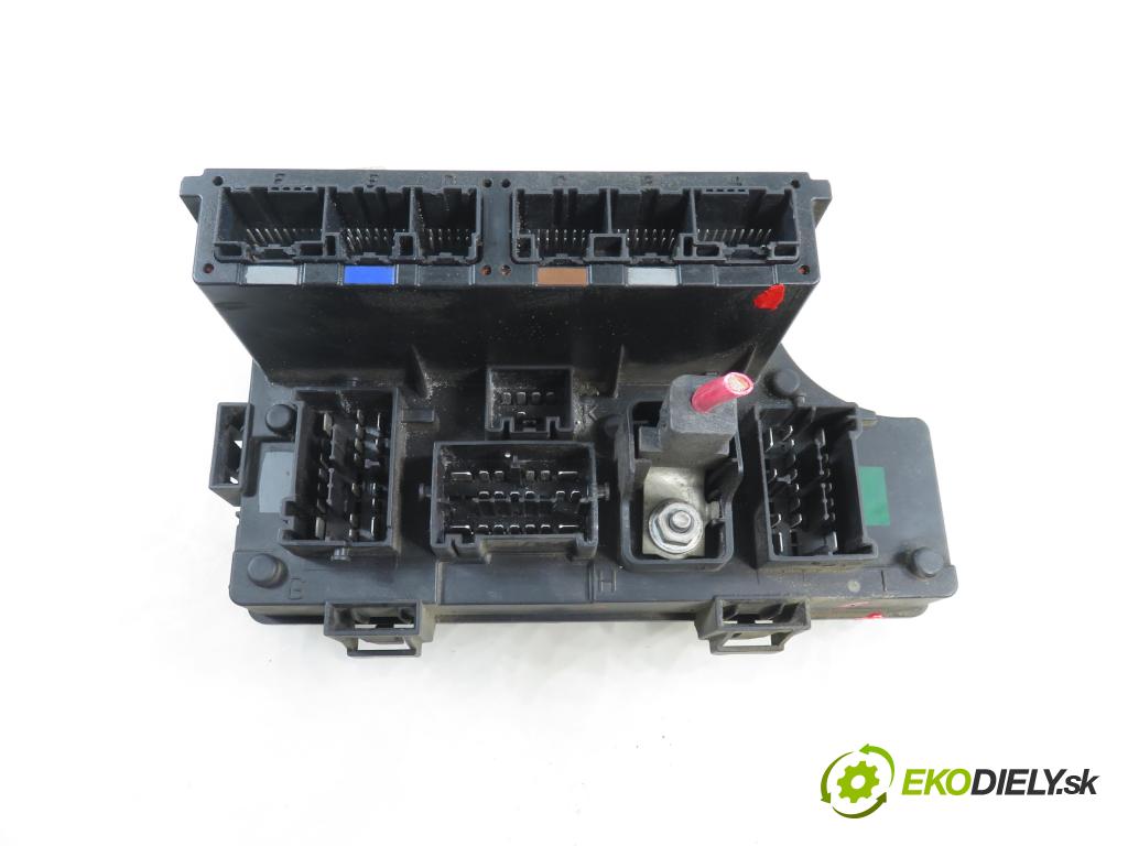 JEEP PATRIOT (MK74) SUV 2008 125,00 2.4 4x4 - 170 DOHC 16V Dual VVT (ED3) 2360,00 MODUL komfortu P68028007AD