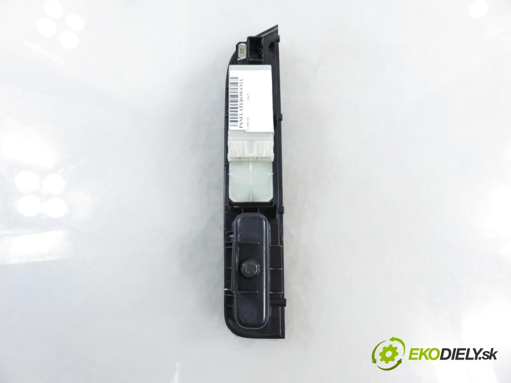 SUZUKI SWIFT III (MZ, EZ) HB 2007 68,00 1.3 4x4 (RS 413) - M13A 1328,00 Panel ovládania okien 62J003115T