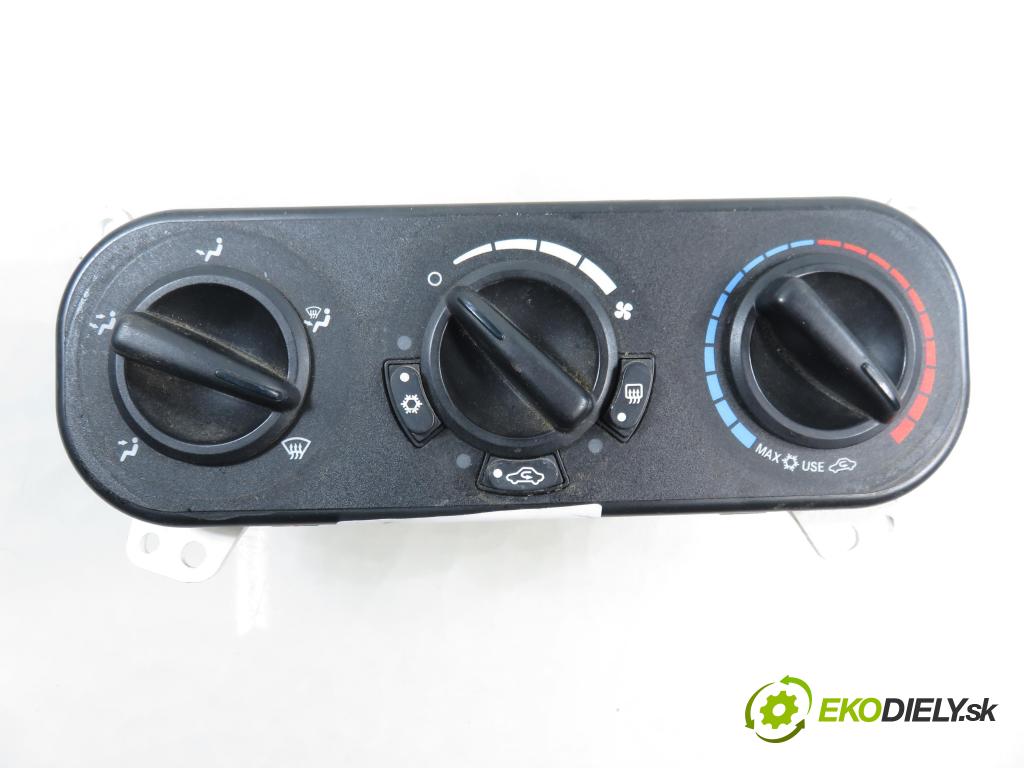 JEEP PATRIOT (MK74) SUV 2008 125,00 2.4 4x4 - 170 DOHC 16V Dual VVT (ED3) 2360,00 Panel kúrenia KLIMATIZACE: P55111874AC