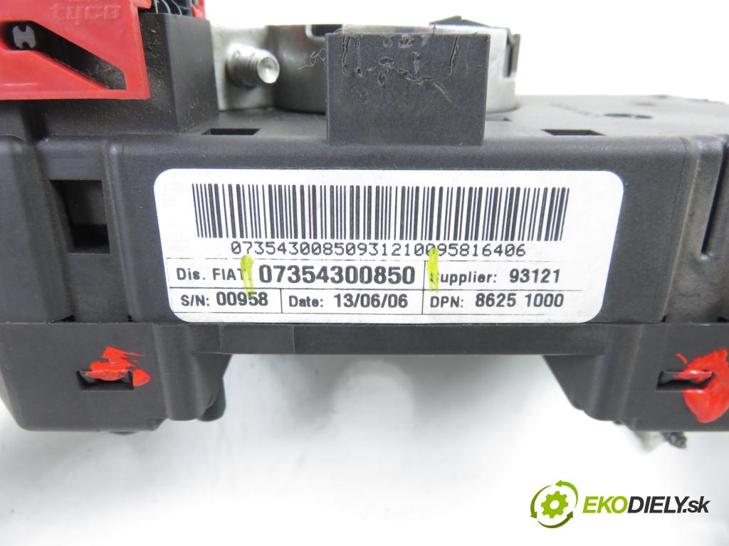 PEUGEOT BOXER Skrzynia FURGON 2006 74,00 2.2 HDi 100 - 4HV (P22DTE) 2198,00 páčka/prepínač 07354300850