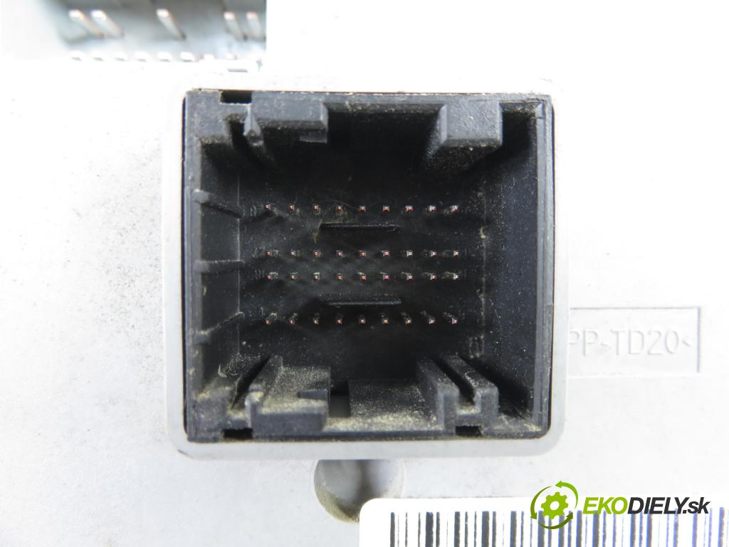 PEUGEOT BOXER Skrzynia FURGON 2006 74,00 2.2 HDi 100 - 4HV (P22DTE) 2198,00 MODUL BSI 1349986080 ; 503440020204 ; 1349511080