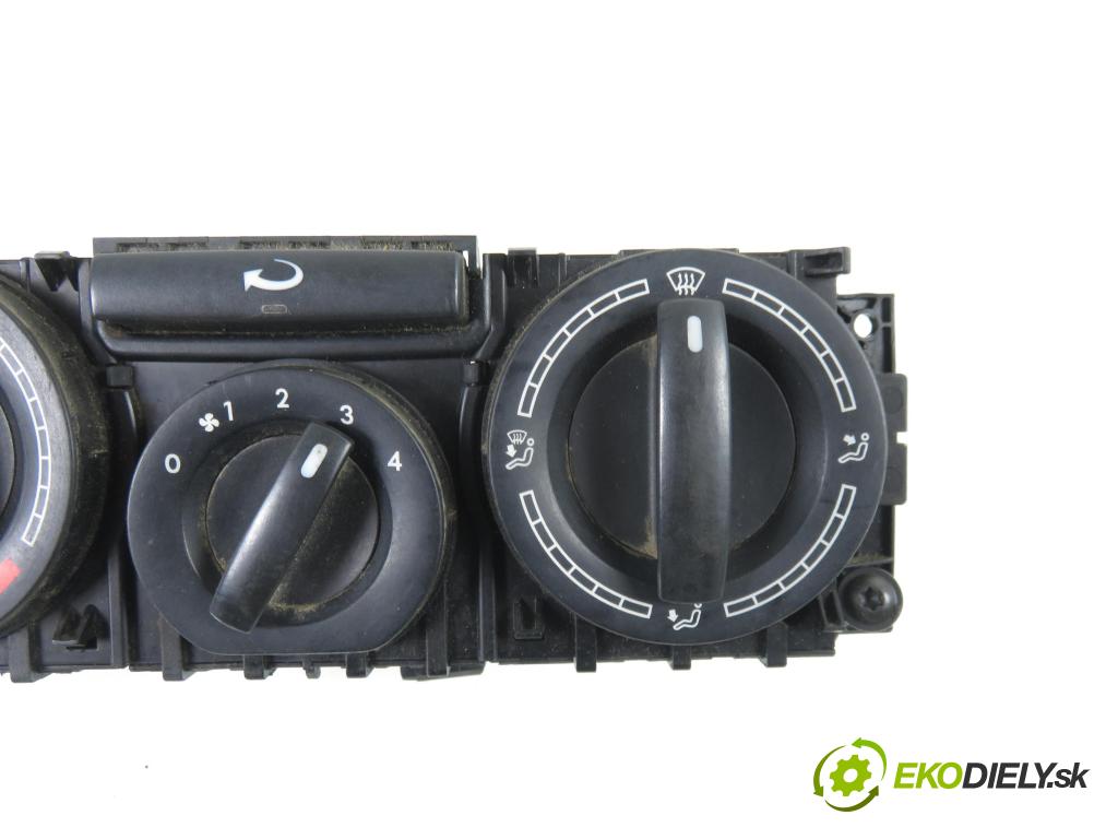 VW TRANSPORTER V Skrzynia (7HA, 7HH, 7EA, 7EH) FURGON 2006 96,00 2.5 TDI - AXD 2461,00 Panel kúrenia 7H0819045A